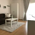 白磨坊公寓